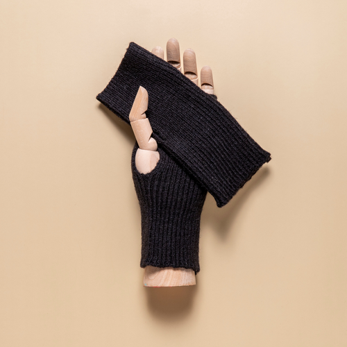 THSG1125: Black: Ribbed Fingerless Gloves